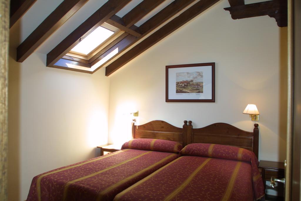 Apartamentos Villa De Potes Eksteriør bilde